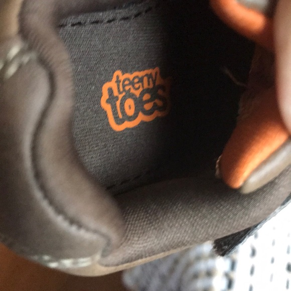 Teeny Toes Boy Shoe - Picture 5 of 6